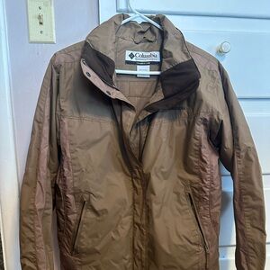 Columbia coat with detachable hood